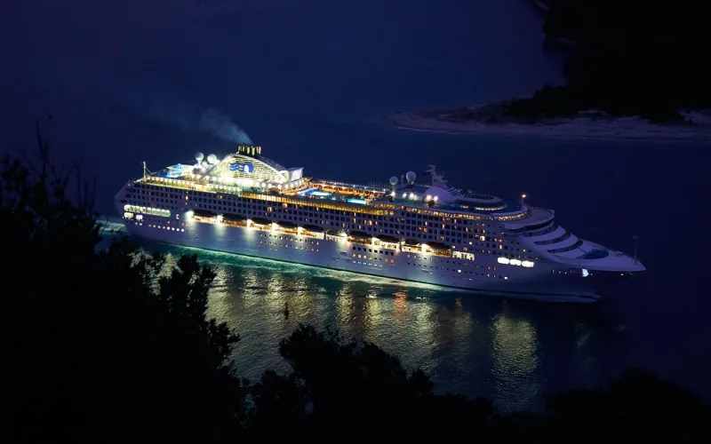 12 Tips for Older Couples on Cruise Ships