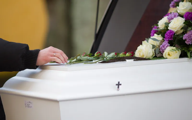 Burial, cremation... or go 'green'?